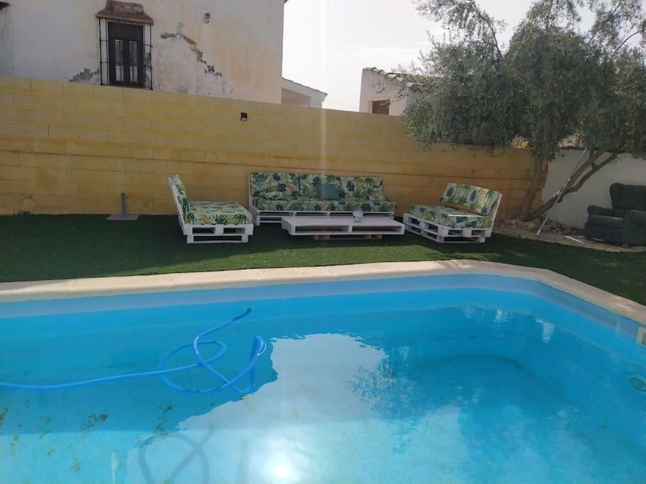 Agradable Casa Con Piscina En La Serrania. Арріате Екстер'єр фото