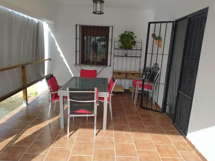Agradable Casa Con Piscina En La Serrania. Арріате Екстер'єр фото